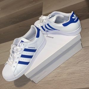 Kids Adidas sneakers